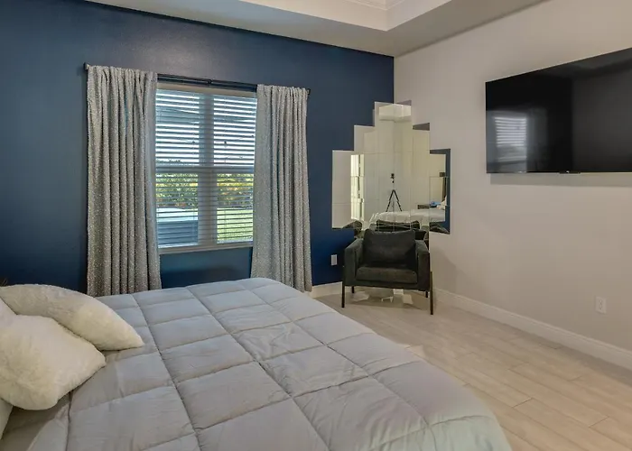 Port Saint Lucie Vacation Rental W/ Hot Tub!