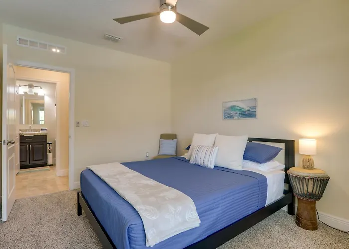 Swim, Golf, Grill & Chill! Port St Lucie Getaway